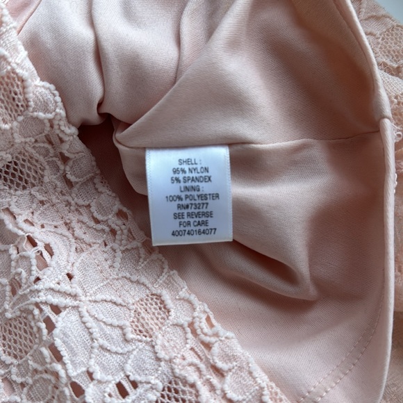 Lace Pink Tank - Picture 4 of 4